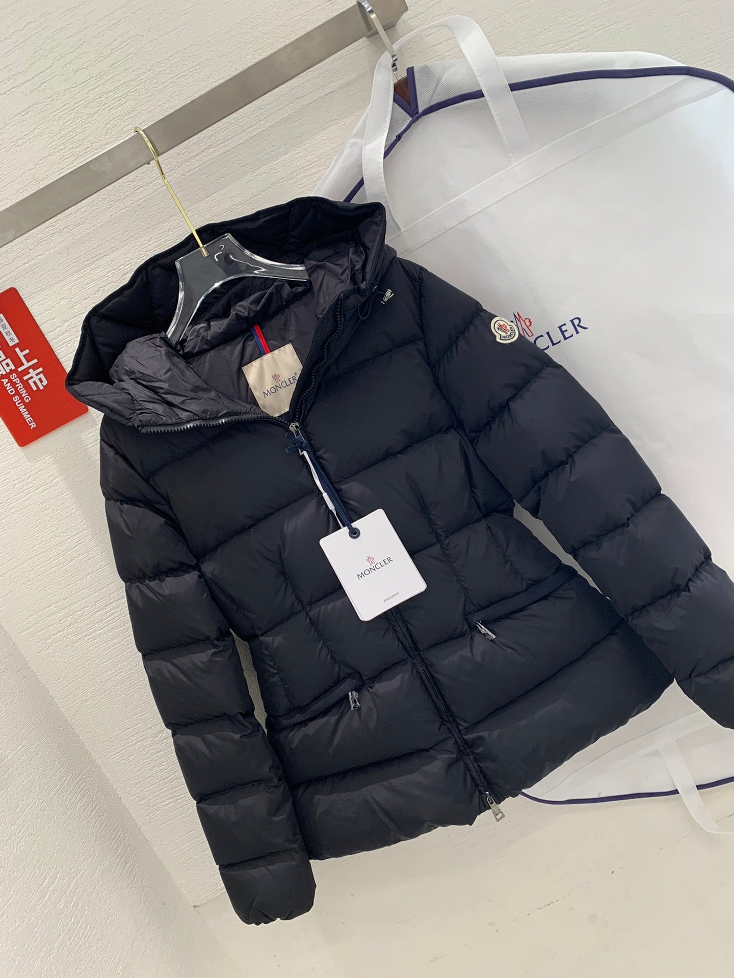 MONCLER 25S PUFFER JACKET 278