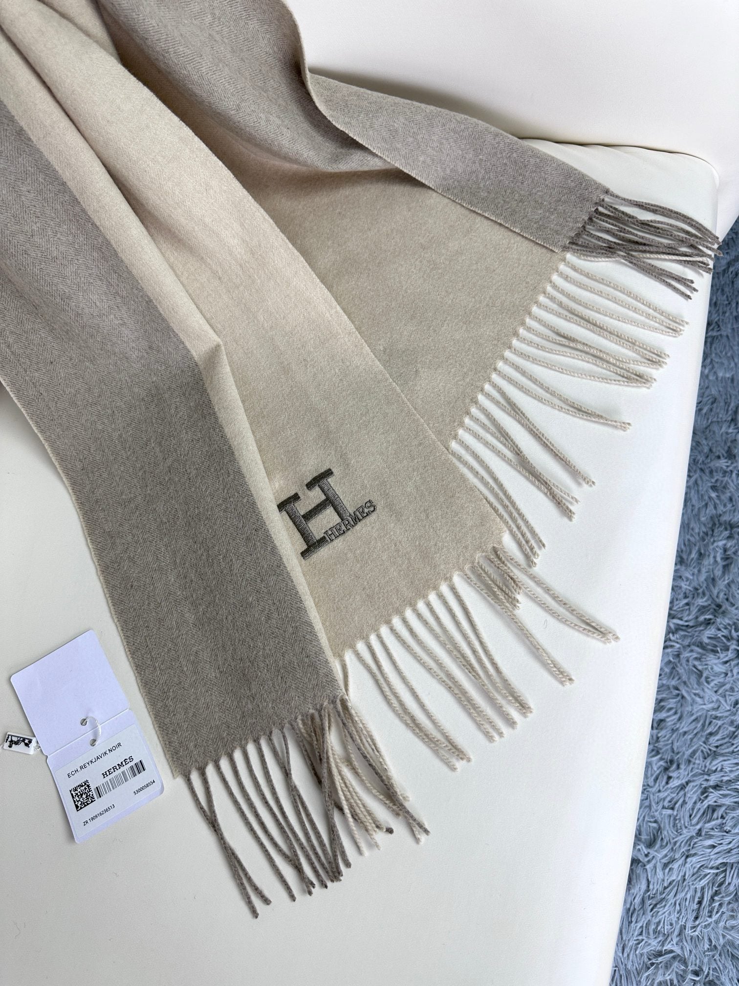 HERMES 26S LONG SCARF 190 IN CASHMERE 309794