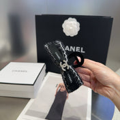 CHANEL 26S HAIR CLIP IN BLACK TWEED 512091