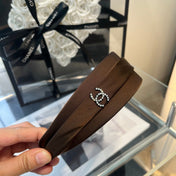 CHANEL 26S HEADBAND IN BROWN FABRIC 505331