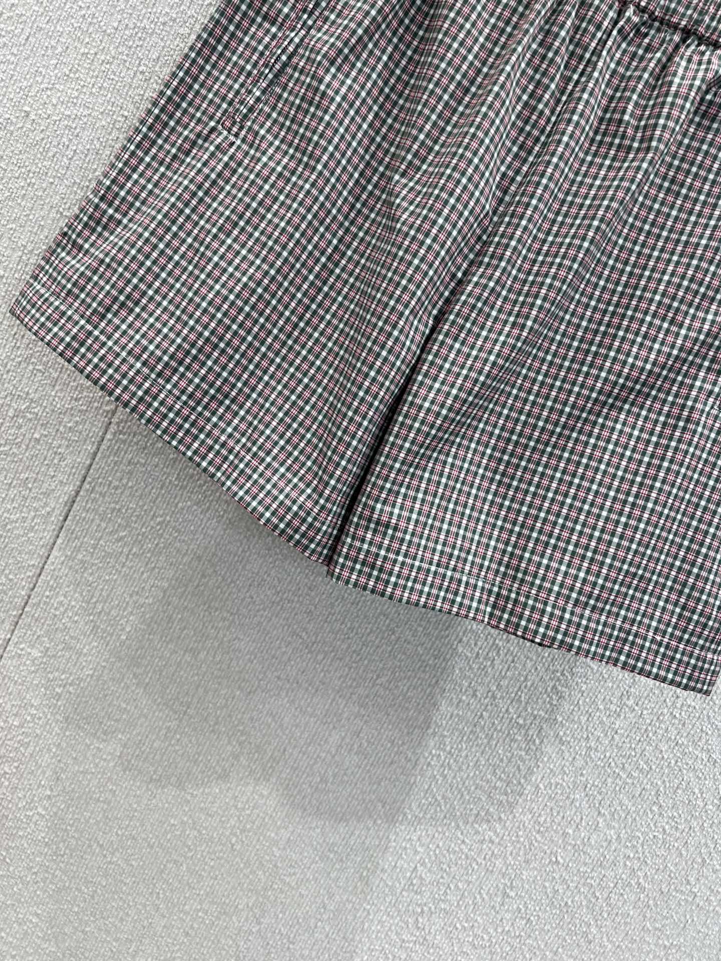 MIUMIU PLAID SHORTS 268898