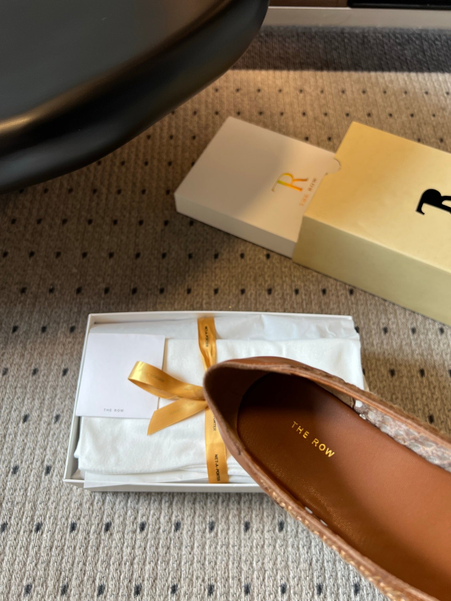 THE ROW 26S BALLET FLATS IN BROWN MESH