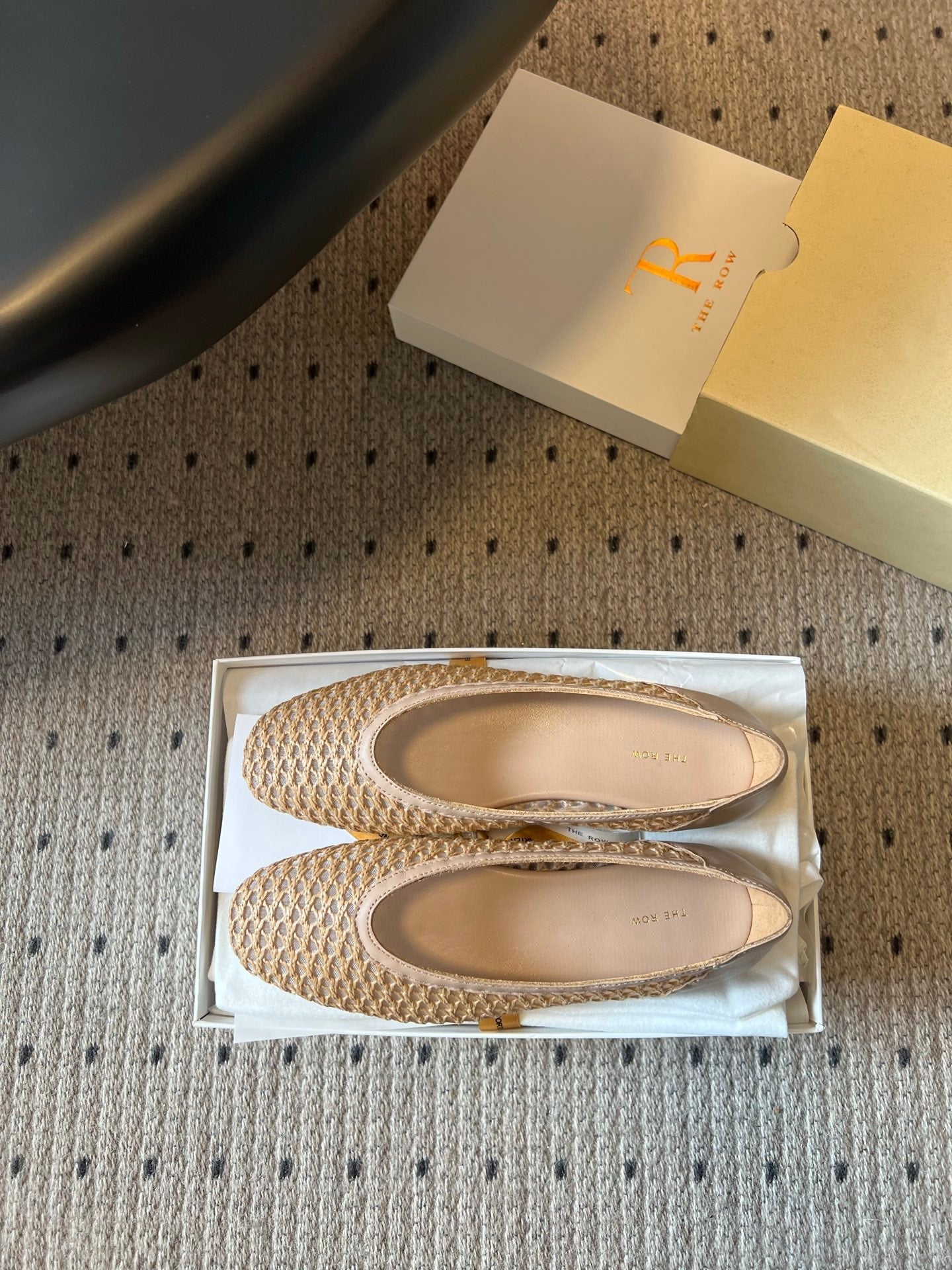 THE ROW 26S BALLET FLATS IN NUDE BEIGE MESH