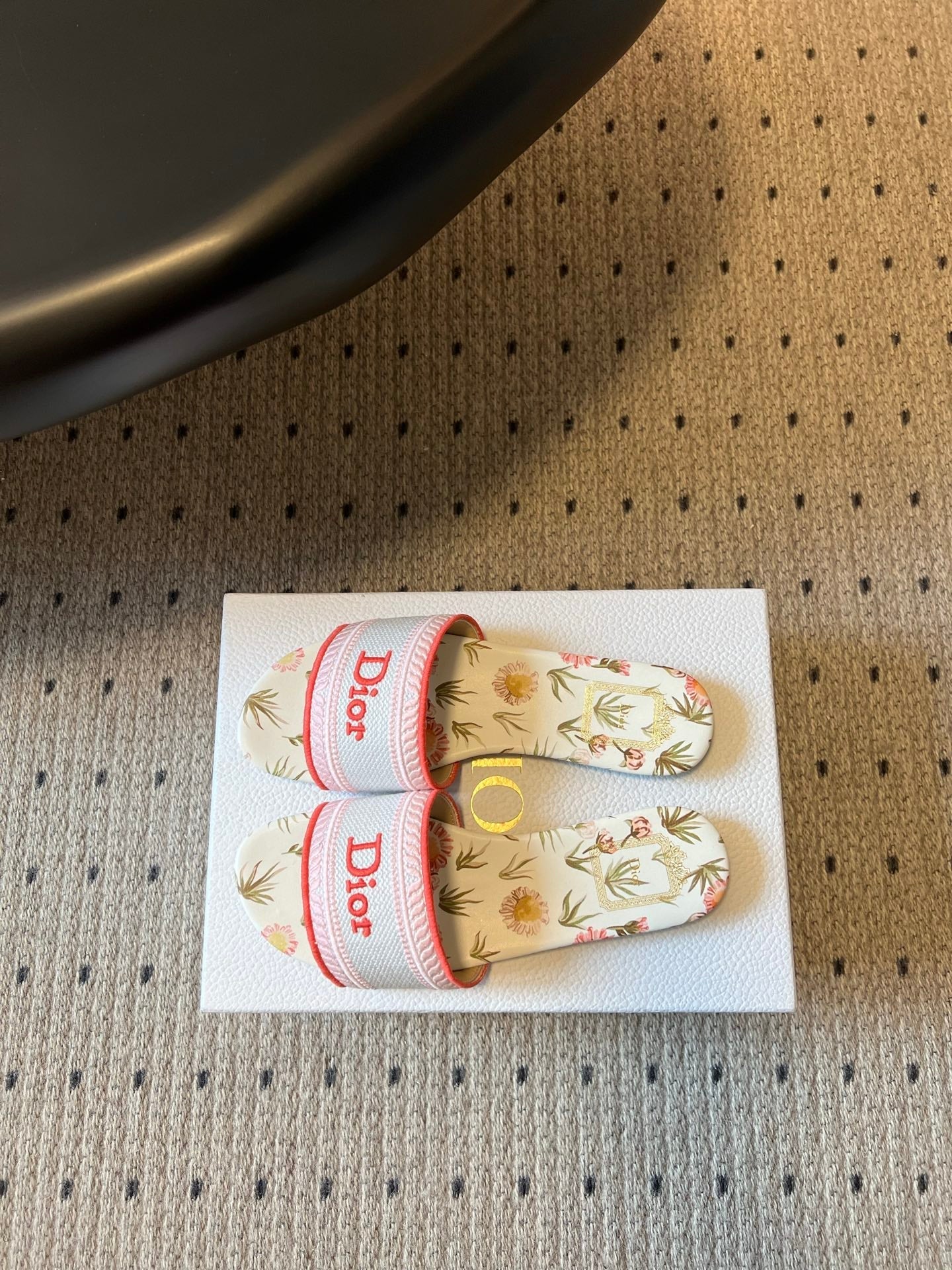 DIOR 26S SLIDES DWAY IN PINK RED EMBROIDERED CANVAS WITH LOGO & FLORAL PRINT FOOTBED
