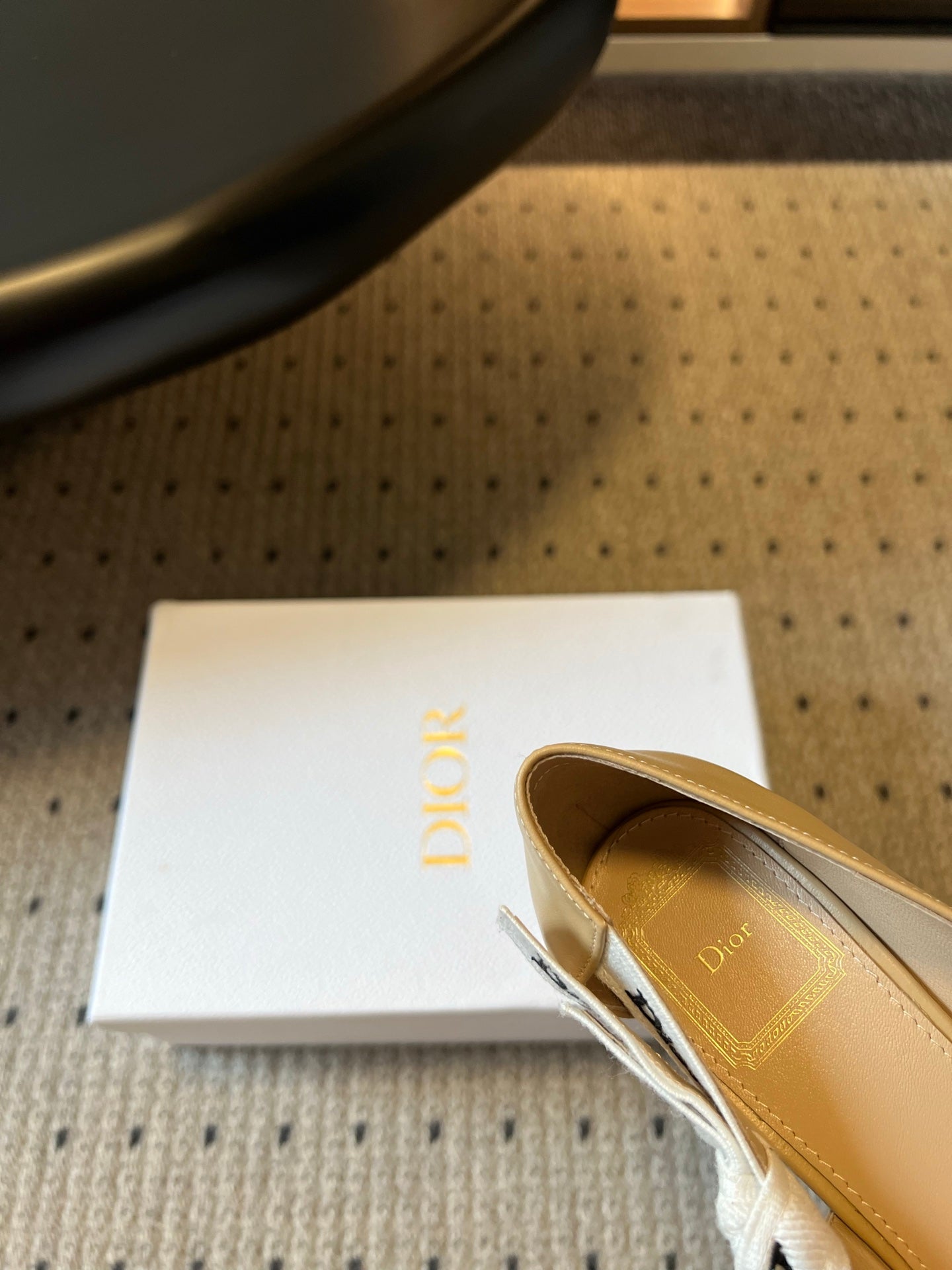 DIOR 26S POINTED-TOE PUMPS 65MM IN BEIGE CALFSKIN WITH J'ADIOR BOW