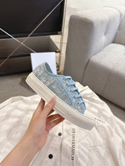 DIOR 26S SNEAKERS IN SKY BLUE OBLIQUE EMBROIDERED MESH