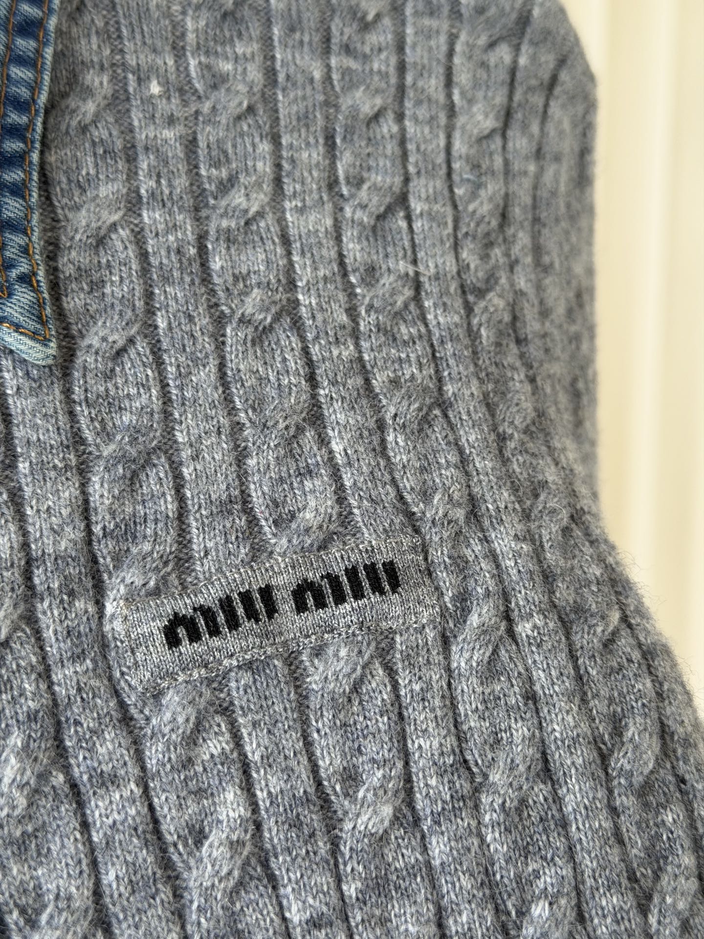 MIUMIU 26S COLLAR KNIT CARDIGAN 1573
