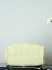 CHANEL 25S HOBO BAG 30 CM IN PASTEL YELLOW LAMBSKIN WITH GOLD HARDWARE