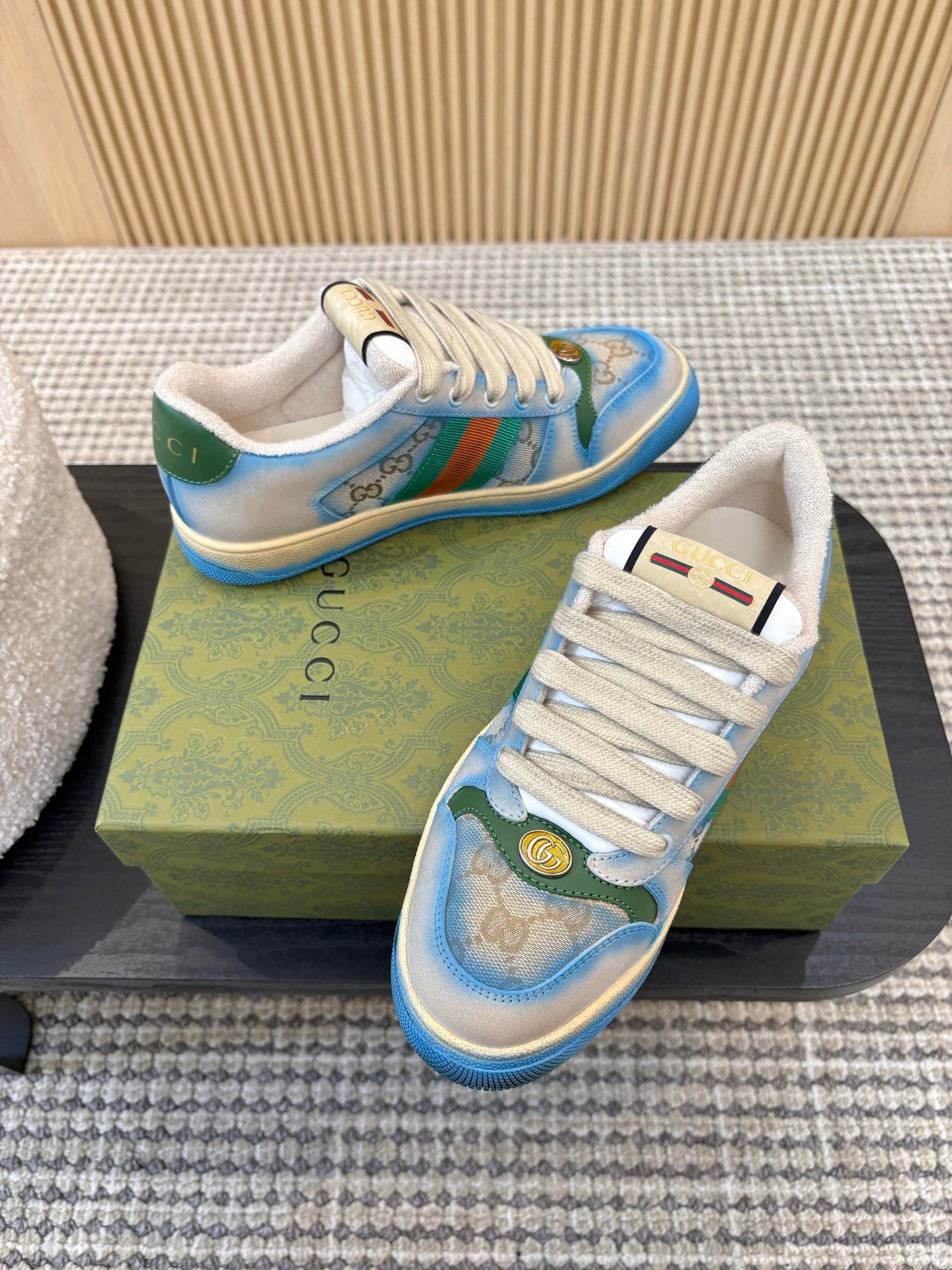 GUCCI 26S SNEAKERS IN BLUE GRADIENT CANVAS