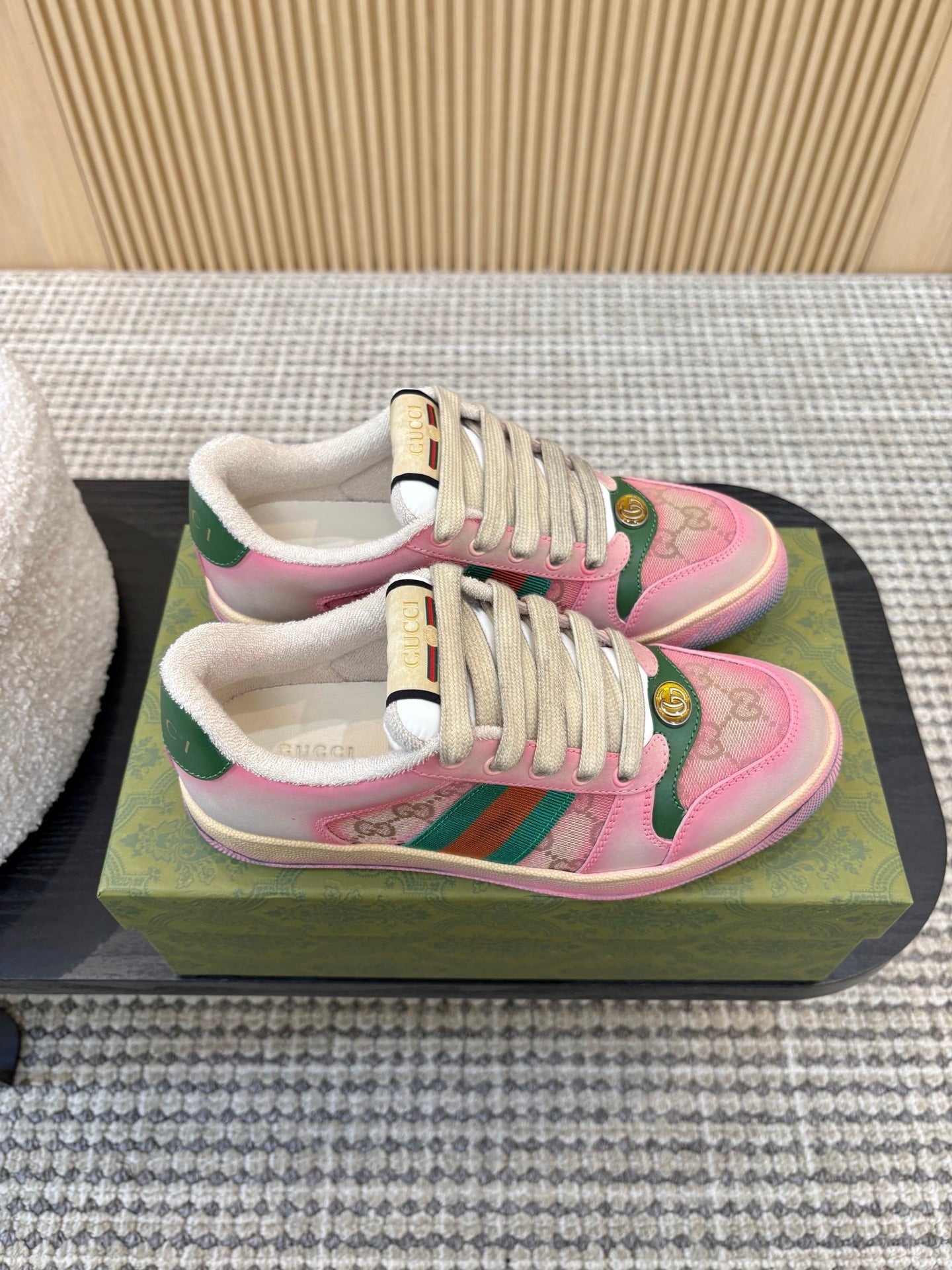 GUCCI 26S SNEAKERS IN PINK GRADIENT CANVAS