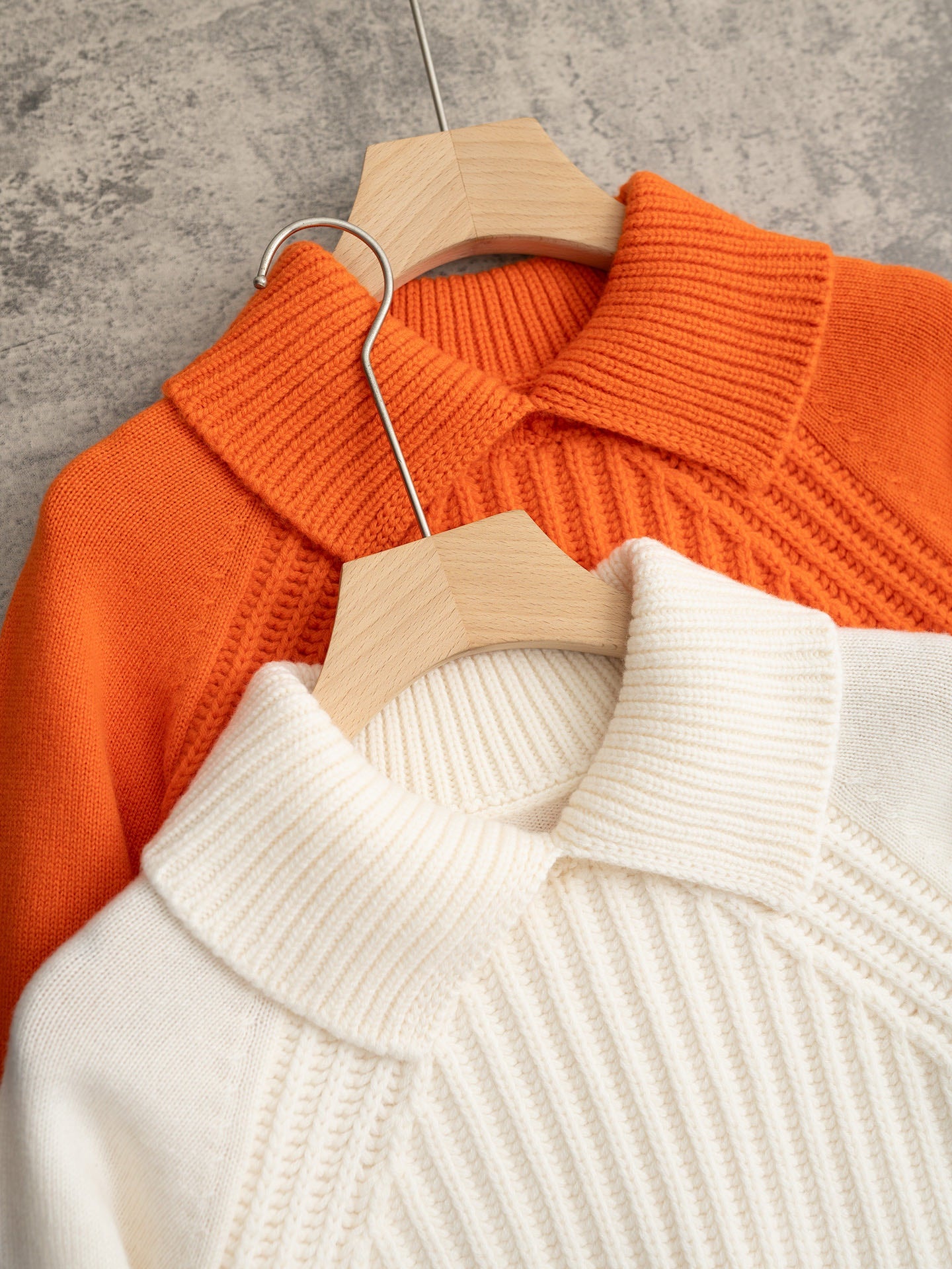 MONCLER 25S COLLARED SWEATER 441