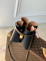 BLOOM PM 21 IN BLACK CALFSKIN GOLD HARDWARE