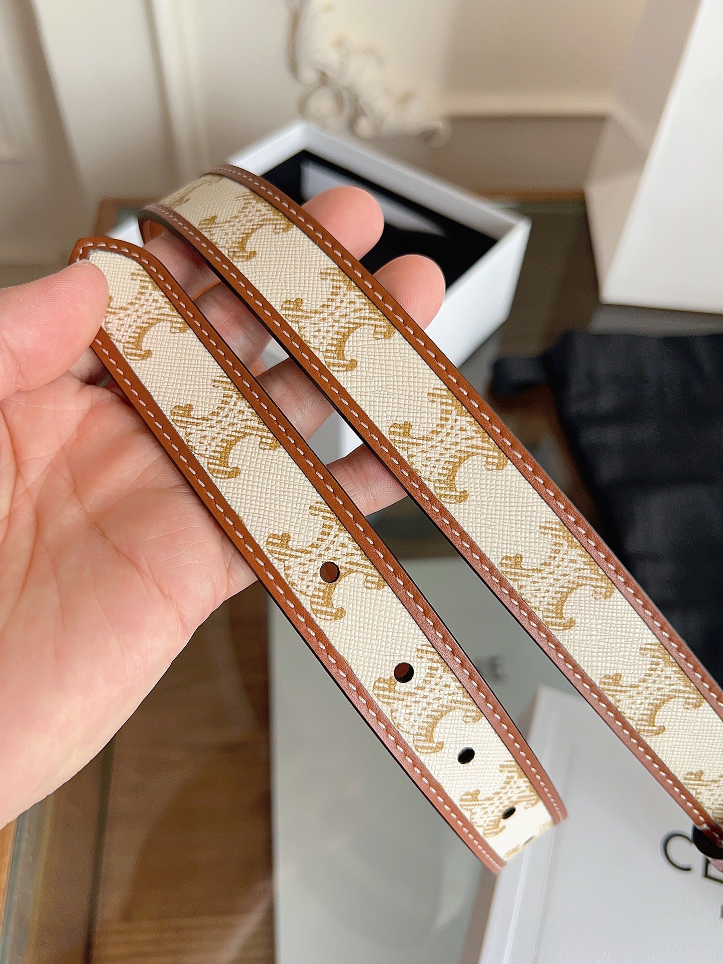 CELINE 26S BELT 25 MM IN BEIGE AND BROWN CALFSKIN 669835