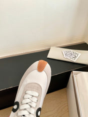 LOEWE 26S FLOW RUNNER SNEAKER IN LIGHT GRAY SUEDE AND BLACK SHEEPSKIN