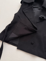 CHANEL 26S SLEEVELESS BLAZER 706