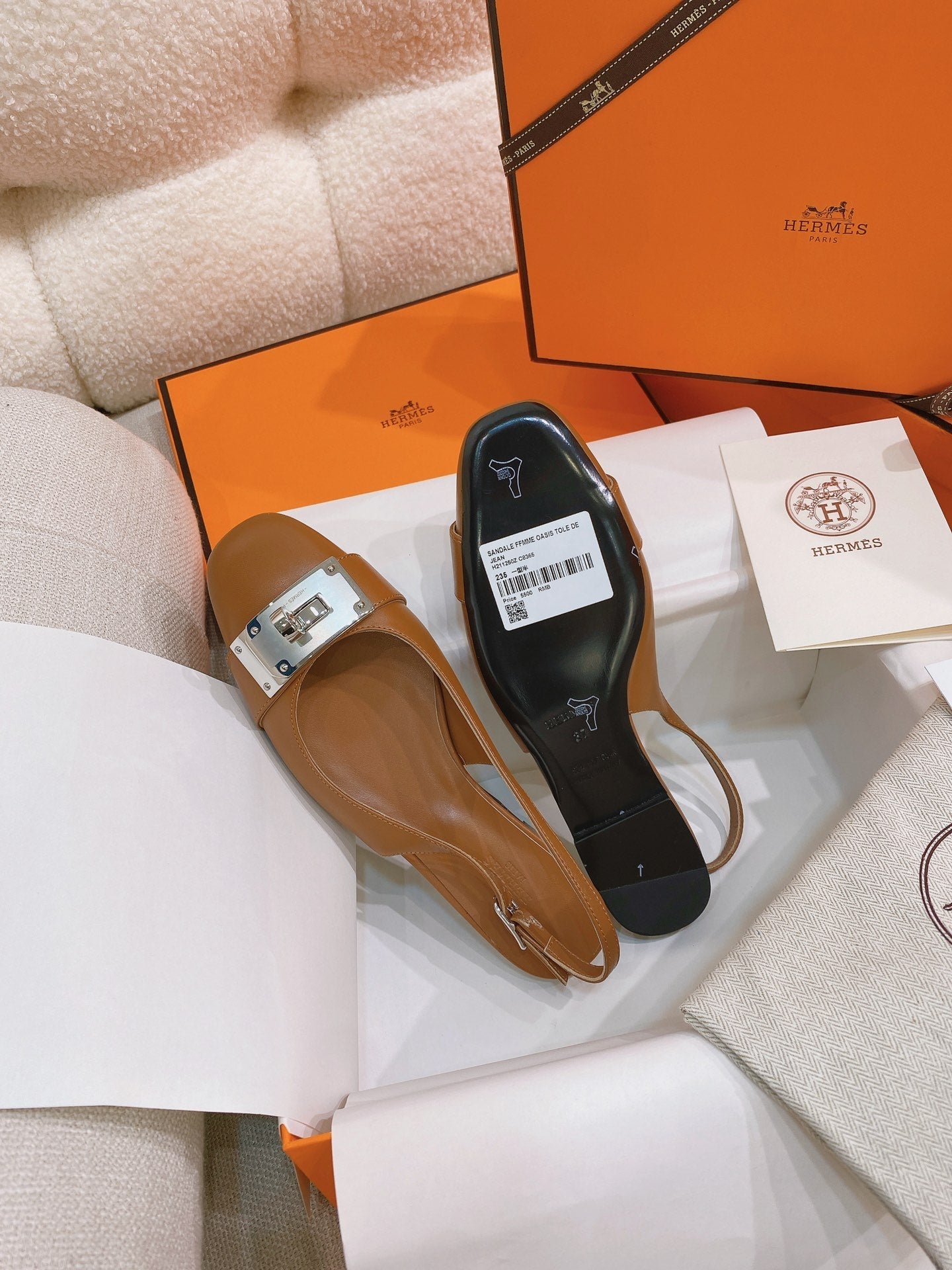 HM 26S INNOCENTE SLINGBACK IN CARAMEL BROWN CALFSKIN SILVER HARDWARE