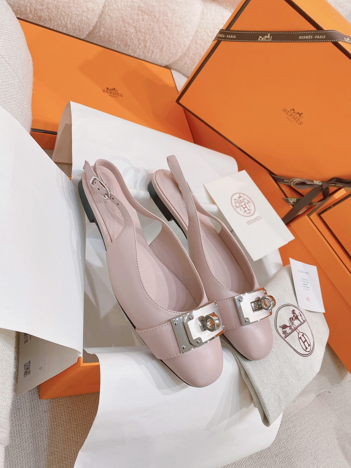 HM 26S INNOCENTE SLINGBACK IN LIGHT PINK CALFSKIN SILVER HARDWARE
