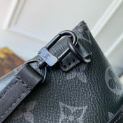 ENVELOPE POUCH 18 IN BLACK MONOGRAM ECLIPSE CANVAS