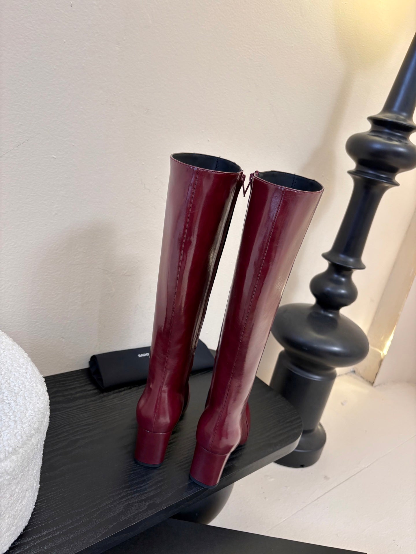 YSL 26S KNEE-HIGH HEELED BOOTS IN DARK RED SHINY CALFSKIN