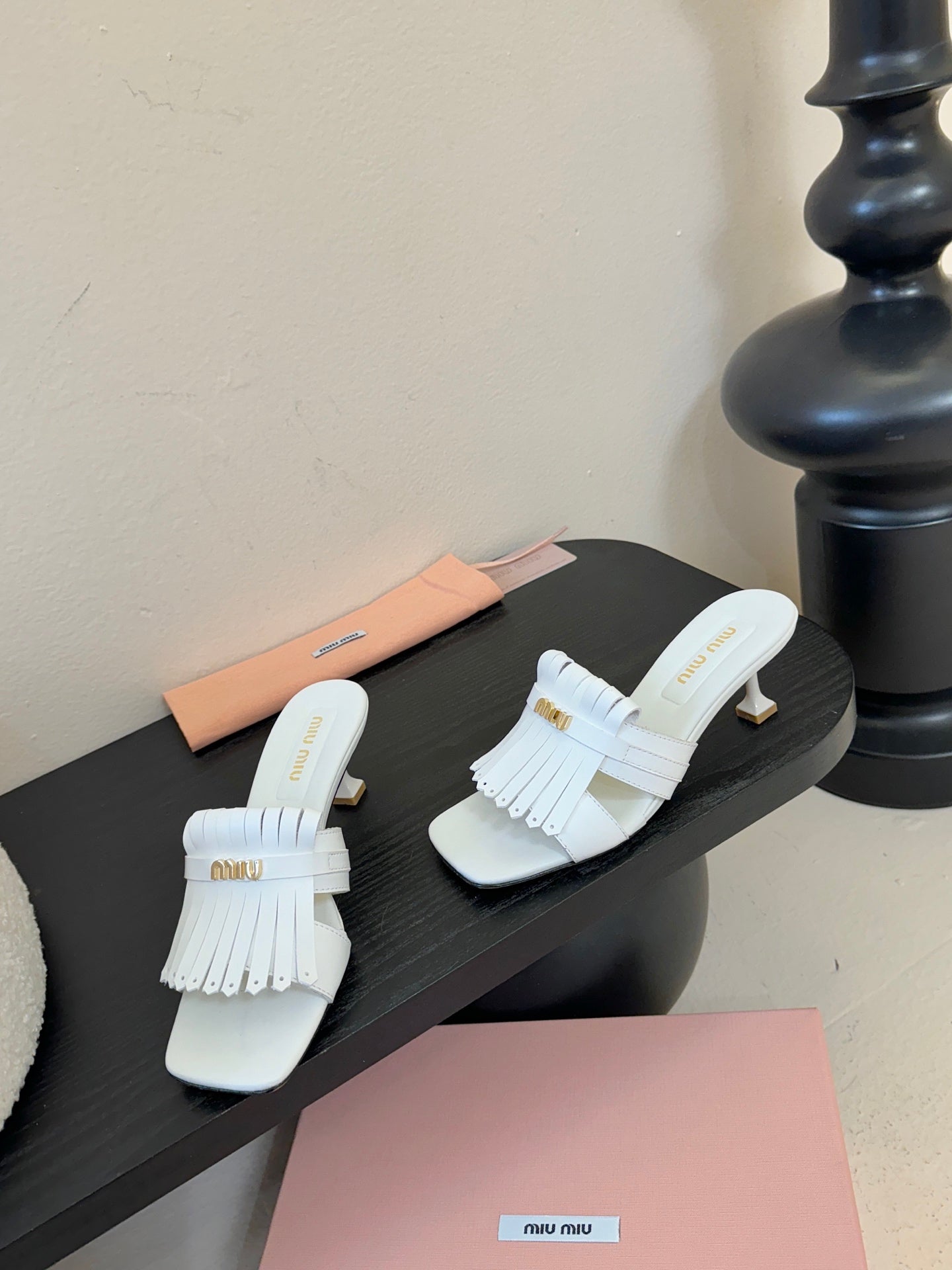 MIUMIU 26S HIGH-HEEL SANDALS 40MM IN WHITE CALFSKIN