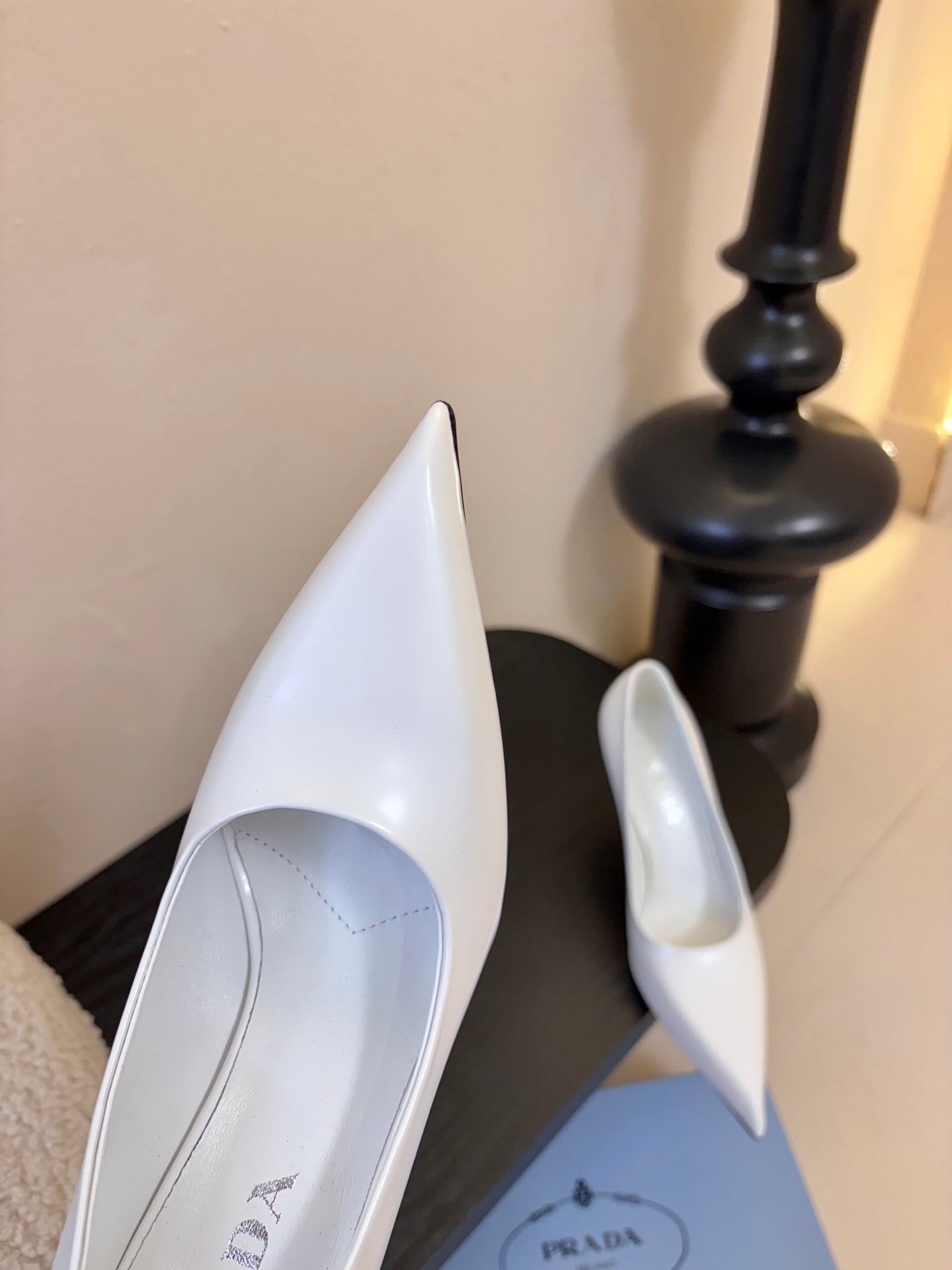 PRADA 26S POINTED-TOE HIGH HEELS IN WHITE LAMBSKIN