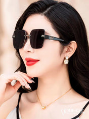 RUNWAY SQUARE SUNGLASSES 55507 IN ACETATE