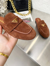 PRADA 26S MULE LOAFERS IN CHOCOLATE BROWN SUEDE WITH LOGO