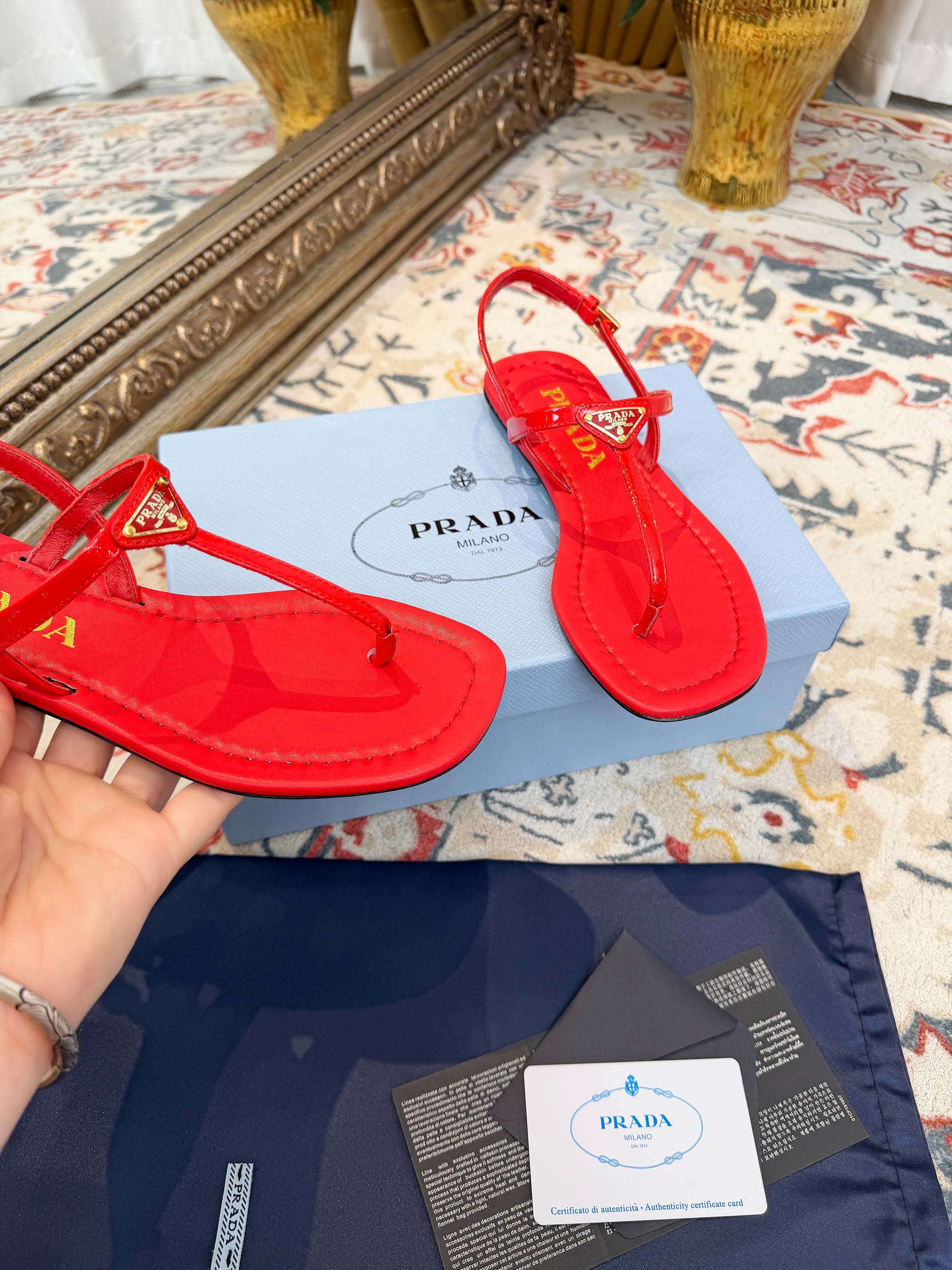 PRADA 26S THONG SANDALS IN RED CALFSKIN TRIANGLE LOGO