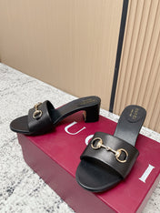 GUCCI 26S HORSEBIT MID-HEEL SANDALS IN BLACK CALFSKIN
