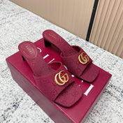 GUCCI 26S HIGH HEELS IN DARK RED CANVAS WITH GOLD HARDWARE