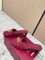 GUCCI 26S HIGH HEELS IN DARK RED CANVAS WITH GOLD HARDWARE