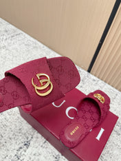 GUCCI 26S SLIDE SANDAL IN DARK RED CANVAS
