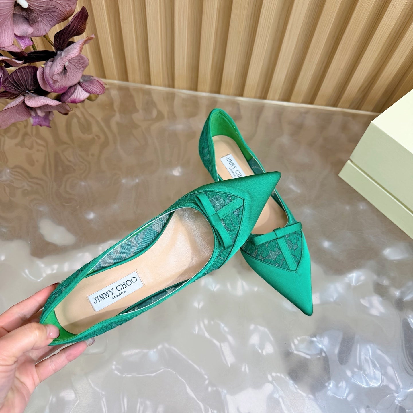 JIMMY CHOO 26S FLATS IN GREEN LACE AND SATIN