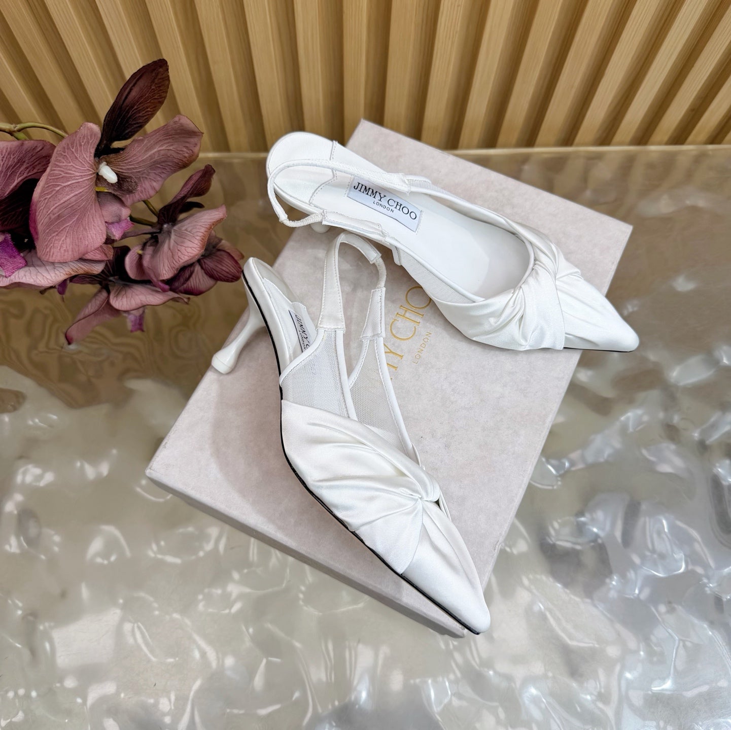 JIMMY CHOO 26S SLINGBACK HEELS 60 MM IN WHITE SATIN WITH KNOT DETAIL