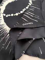 CHANEL 26S SCARF 90 IN SILK 311794