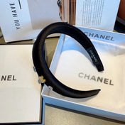 CHANEL 26S HEADBAND IN BLACK FABRIC 505239