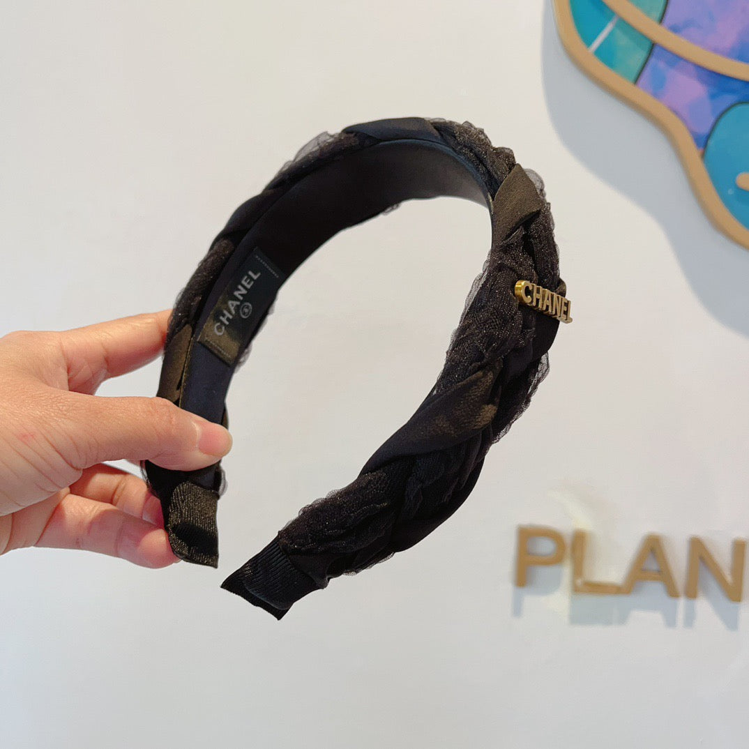 CHANEL 26S HEADBAND IN BLACK BRAIDED TULLE LACE AND RIBBON 505267