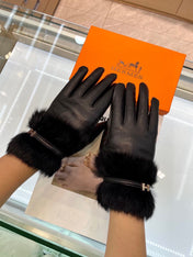 GLOVES WITH H LETTER IN BLACK SHEEPSKIN AND LAMB FUR 409344