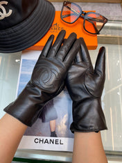 GLOVES IN BLACK LAMBSKIN 463840