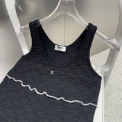 SLEEVELESS TOP 640632 IN BLACK COTTON RAISED LOGO