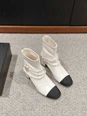 CC LOW CUT BOOTS IN WHITE STRETCH LAMBSKIN AND GROSGRAIN WITH PEARL CHAIN