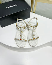 SANDALS PEARL CHAIN IN WHITE COWHIDE