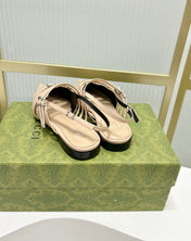 STRAPPY FLAT SLINGBACK IN BEIGE CREAM GLOSSY CALFSKIN