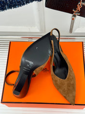 HIGH HEEL 75 MM POINTED- TOE SANDAL IN CIDER BROWN SUEDE