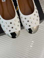 STUD-EMBELLISHED BALLET FLATS IN WHITE CALFSKIN