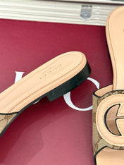 SLIDE SANDALS IN BEIGE CALFSKIN
