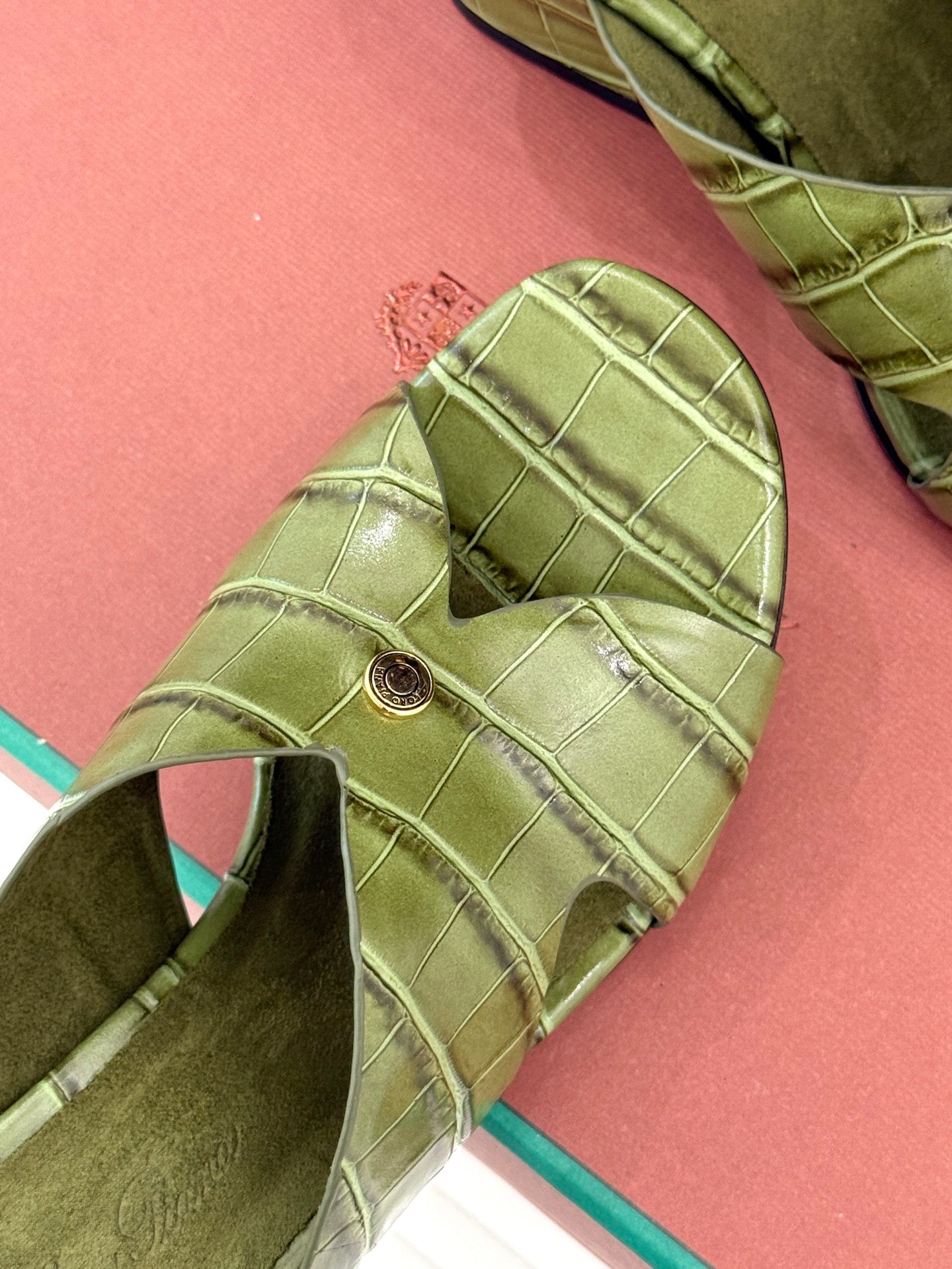 LP HIGH HEEL 25S IN MOSS GREEN LAMBSKIN SNAKE EMBOSSING