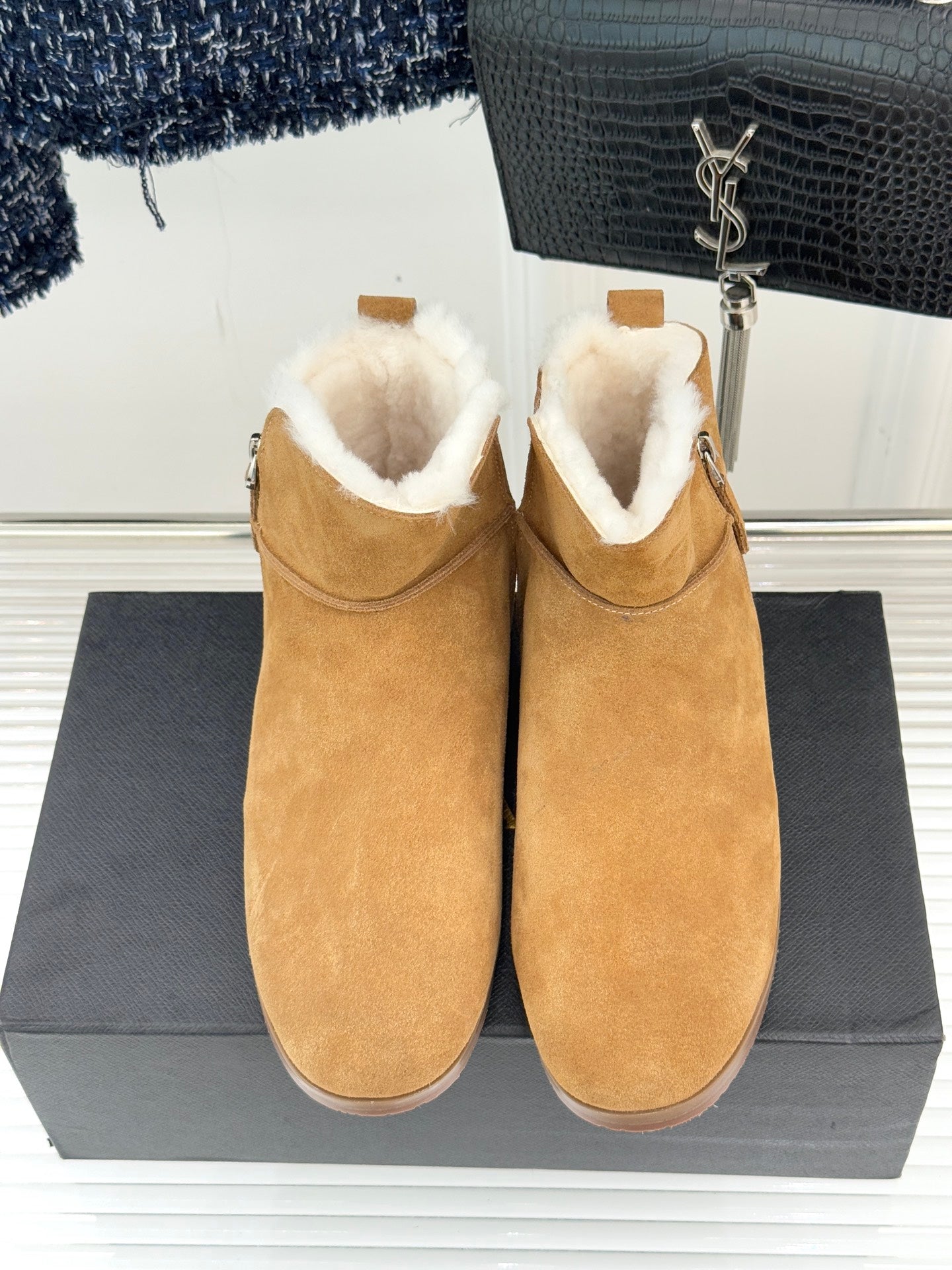 ALAIA 26S SNOW BOOTS IN LIGTH BROWN SUEDE AND WOOL