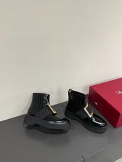VIV' RANGERS CHELSEA BOOTIES IN BLACK CALFSKIN GOLD BUCKLE