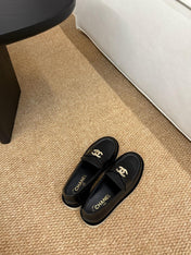CHANEL 26S LOAFER IN BLACK CALFSKIN CC LOGO